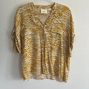MAEVE v-neck blouse yellow tiger print - Size Large